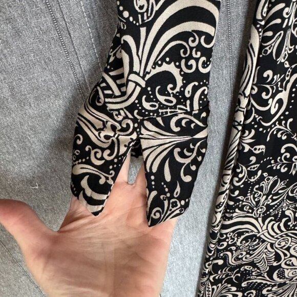 Y2K INC 100% Silk Black Tan Filigree Print Long Sleeve True Wrap Midi Dress - Picture 9 of 13